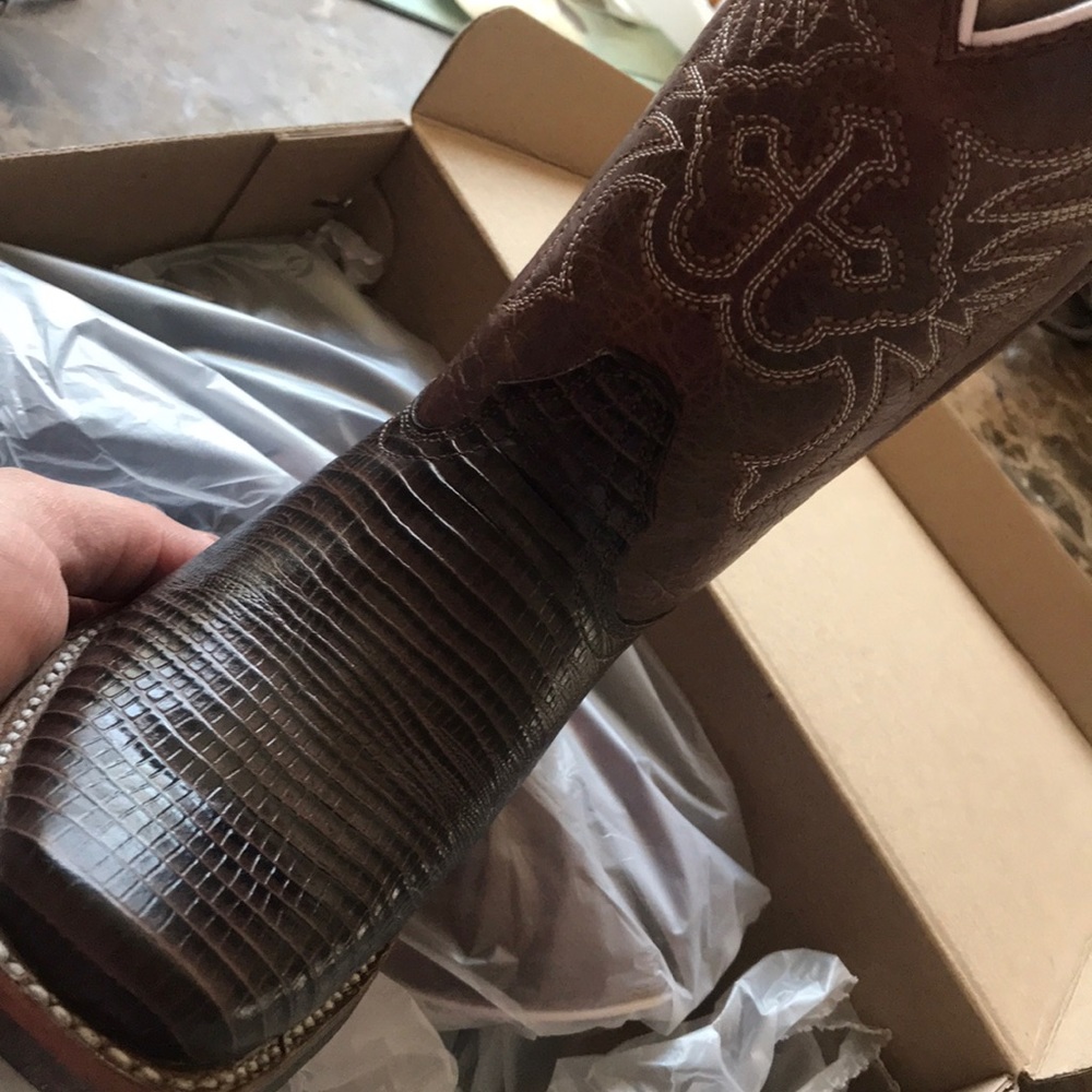 Kids boots